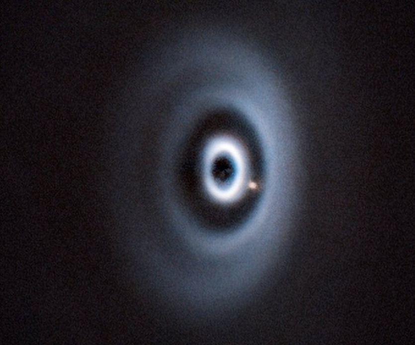 Видатне відкриття: вперше знайдено екзопланету в багатокільцевому диску навколо зірки